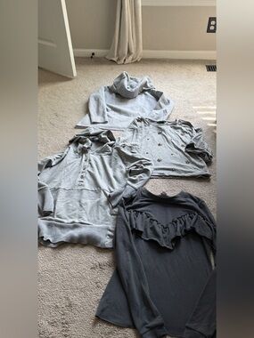 Grey Sweatshirt Lot